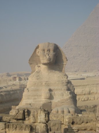 Egypt-Giza6-Sphinx1-sm.jpg (5409 bytes)