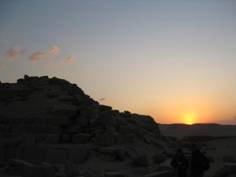 Egypt-AbuGhurob-Sunset.jpg (4759 bytes)