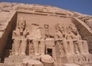 Egypt-AbuSimbel.jpg (7456 bytes)