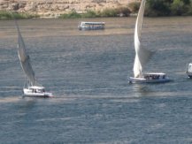 Egypt-Aswan-FeluccaRide.jpg (9223 bytes)
