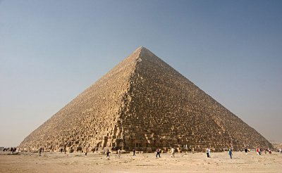 Egypt-GizaPlateau-GreatPyramid-Wiki-Med.jpg (21741 bytes)