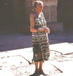 Egypt-Abydos-OmmSety-1975-GlynMorris.jpg (14464 bytes)