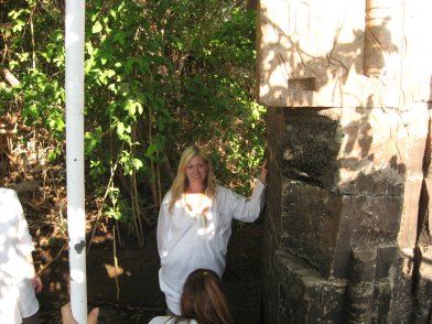 Egypt-Aswan-MichelleH-June2011.jpg (40502 bytes)