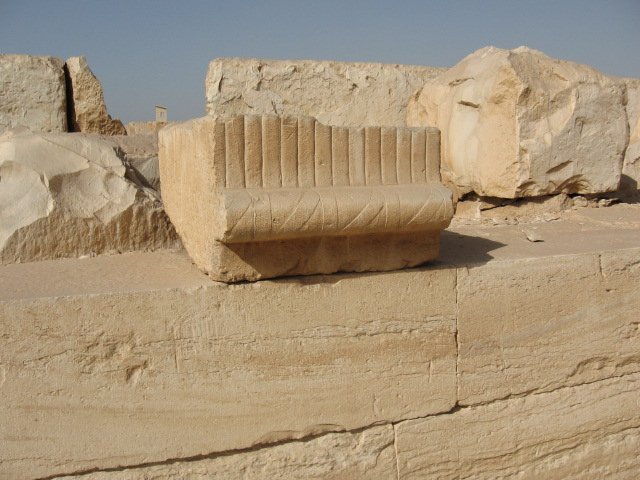 Egypt-Abusir6-sm.jpg (8852 bytes)