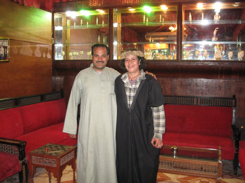 Egypt-AwyanHomeGallery2-sm.jpg (11410 bytes)