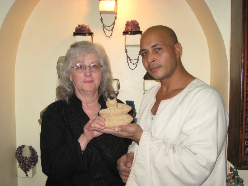 Egypt-AwyanHomeGallery24-sm.jpg (9029 bytes)