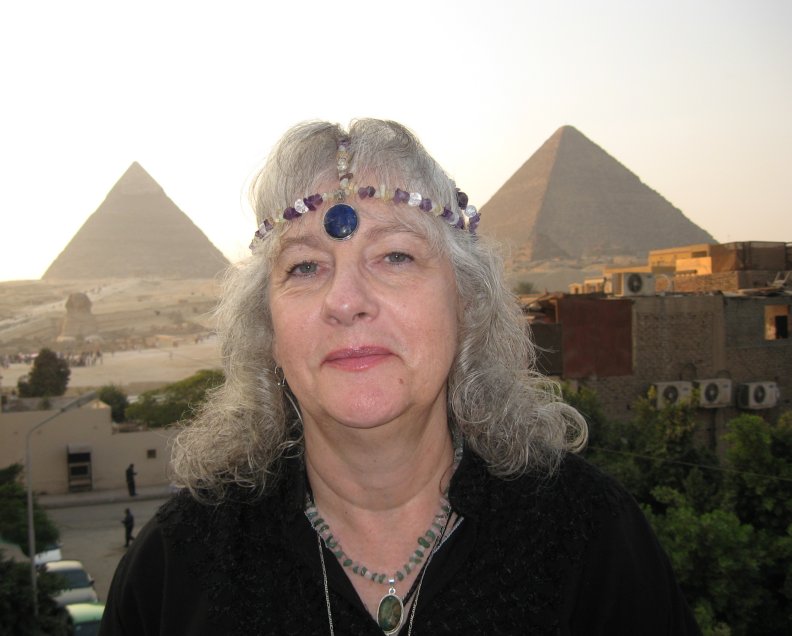 Egypt-AwyanHomeGallery30-sm.jpg (8148 bytes)