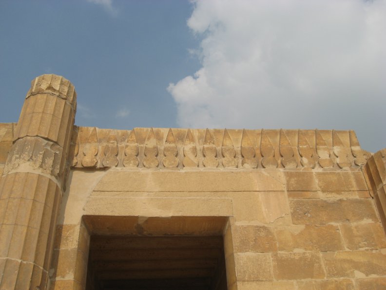 Egypt-Sakkara4-sm.jpg (6545 bytes)