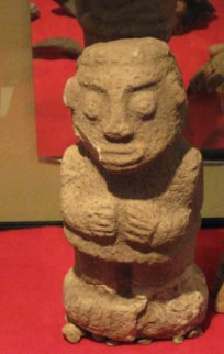 Peru-Pukara-Museum-1.jpg (14472 bytes)
