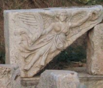Turkey-Ephesus_Nike.jpg (10747 bytes)