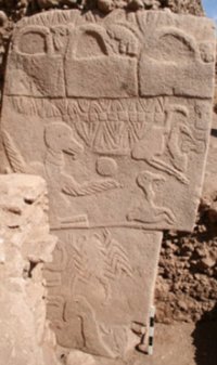 Turkey-Gobekli-Tepe-dailymail.co.uk.jpg (18456 bytes)