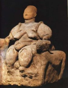 Turkey-Catal-HoyukGoddess.jpg (14902 bytes)